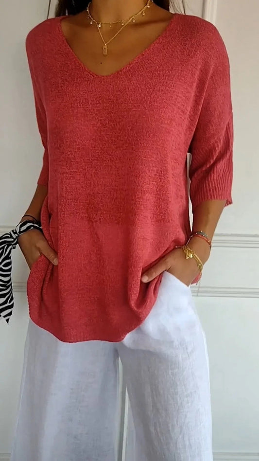 Vera™ Plain knitted top with V-neckline